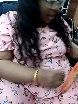 Snapshot of deepika-mallus chatting on 03.14.26 deepika-mallus online show from 03.14.26