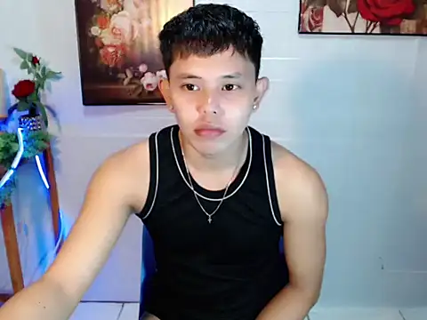 Snapshot of Baby_Maxxx chatting on 06.26.26 Baby Maxxx online show from 06.26.26