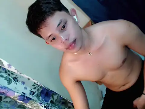Snapshot of Baby_Maxxx chatting on 07.14.26 Baby Maxxx online show from 07.14.26