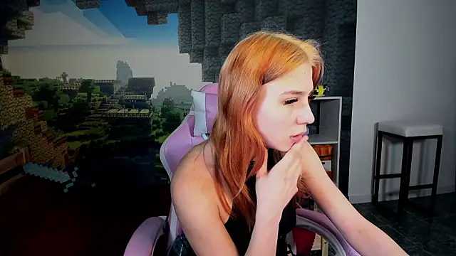 RosaFowler online show from 02.28.26