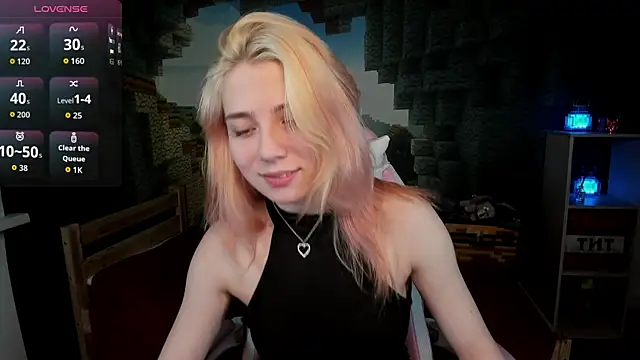 RosaFowler online show from 04.29.26