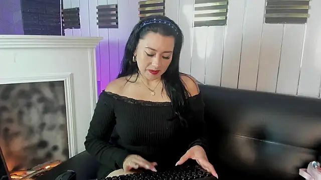 Terra  Rouse  online show from 07.01.26