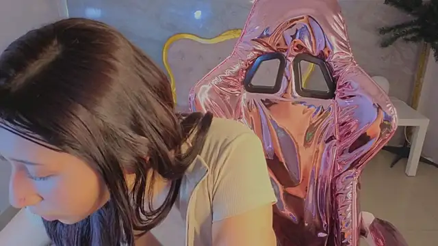 moraa s online show from 03.15.26