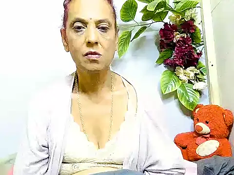 Hot queen58 online show from 06.24.26