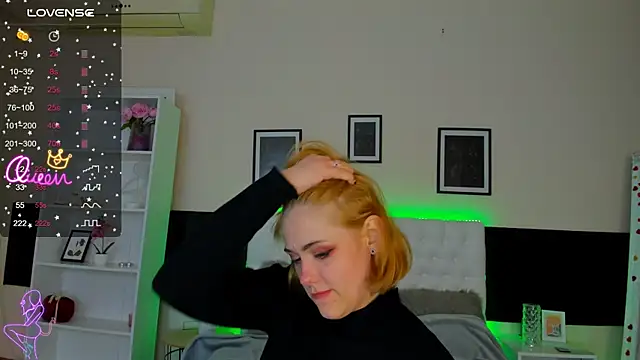 DellaRows online show from 04.26.26