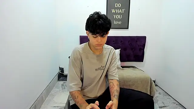 TomBoy Natali online show from 05.22.26