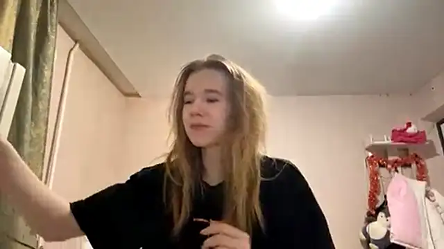 Snapshot of LeomaJee chatting on 03.05.26 LeomaJee online show from 03.05.26