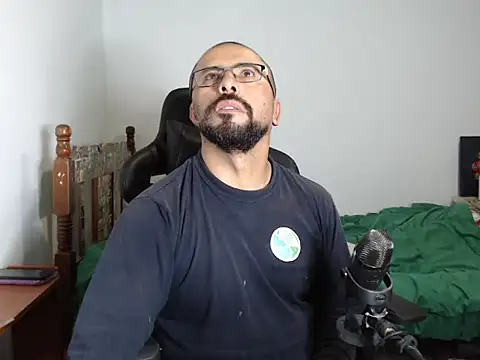 Nano Cruz online show from 03.15.26