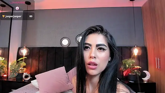 DAKOTA BLAZE   online show from 03.04.26