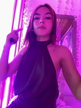   Nahomy online show from 04.27.26