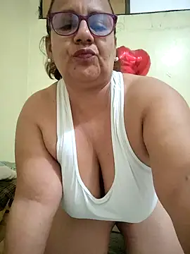 Snapshot of Roxy_77 chatting on 03.04.26 Roxy 77 online show from 03.04.26