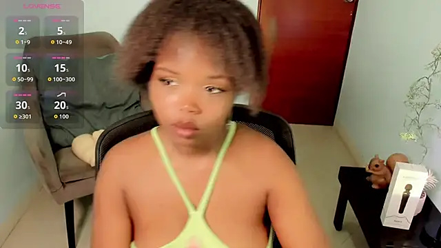 Mila Kuniss online show from 03.17.26