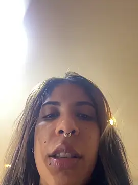 VioletaHills  online show from 04.23.26
