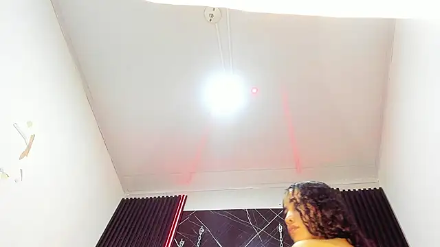 Megan Duskk online show from 04.23.26