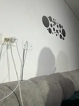 Anni Rose online show from 04.22.26
