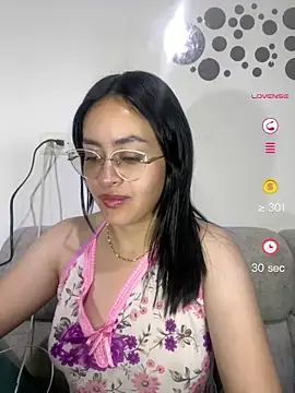 Anni Rose online show from 04.27.26