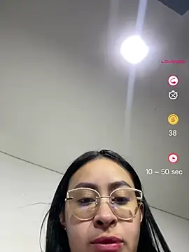 Anni Rose online show from 04.29.26