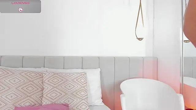 SensuallJenn online show from 06.18.26