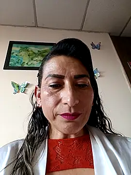 Lucia Rios online show from 04.24.26