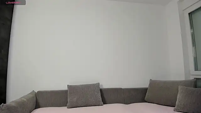 nikki-moon online show from 05.02.26
