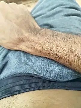 Snapshot of Victorpau22cm chatting on 03.01.26 Victorpau22cm online show from 03.01.26