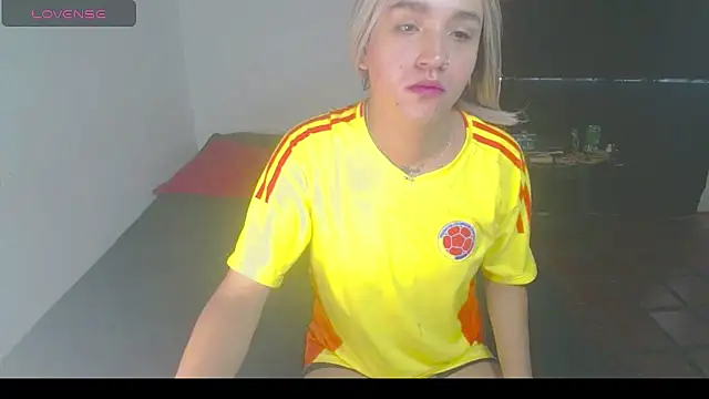 Kary Blush online show from 04.29.26
