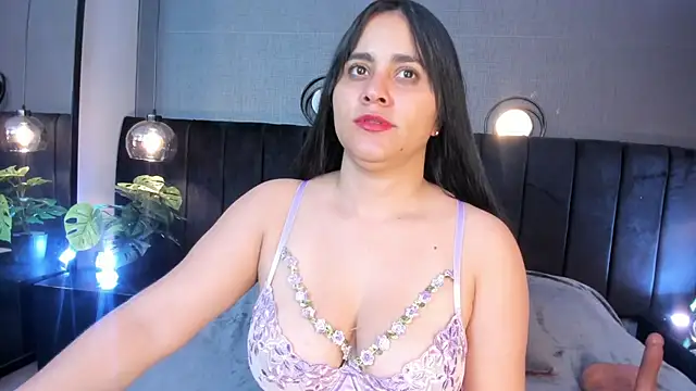 alejandra  garcia online show from 04.19.26