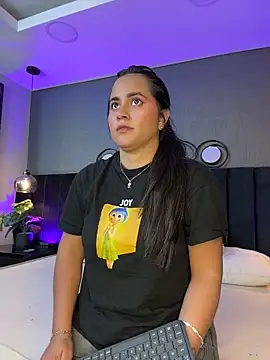 alejandra  garcia online show from 05.07.26