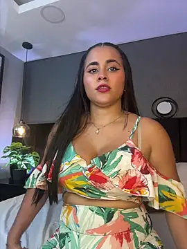 alejandra  garcia online show from 05.08.26