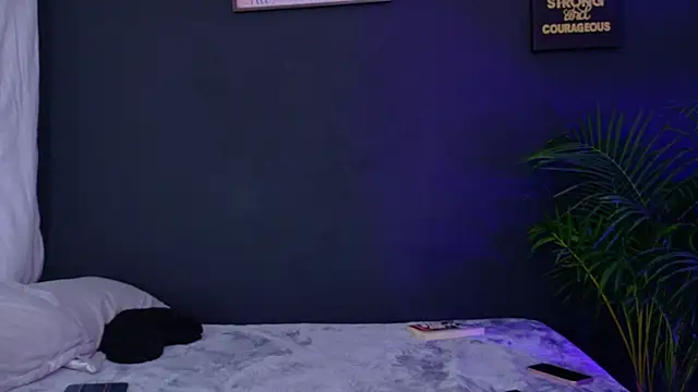 Valeriaa cruz online show from 04.22.26