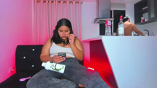 Sakura Velvet online show from 03.14.26