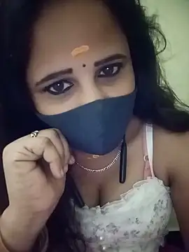 Snapshot of Tamil_Rani- chatting on 05.16.26 Tamil Rani- online show from 05.16.26