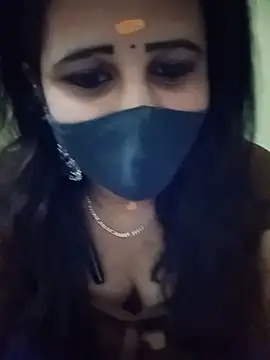 Snapshot of Tamil_Rani- chatting on 05.26.26 Tamil Rani- online show from 05.26.26
