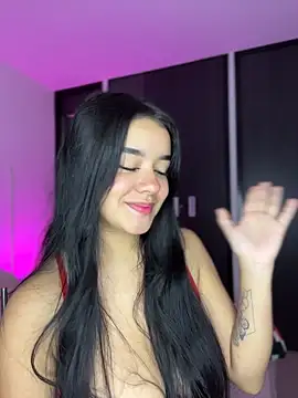 Snapshot of Sophia_Wy chatting on 03.08.26 Sophia Wy online show from 03.08.26