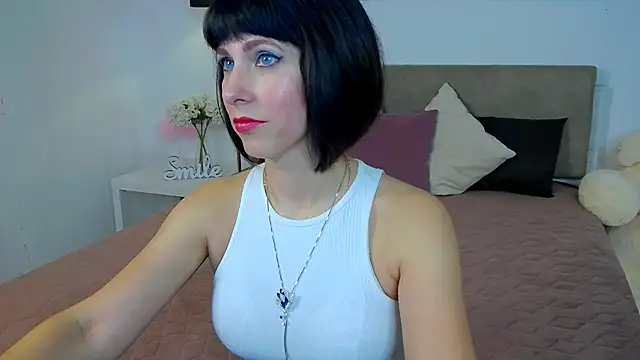 HeidieRaven online show from 04.25.26