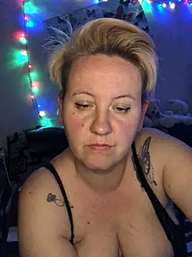 SofiaAmour online show from 04.19.26