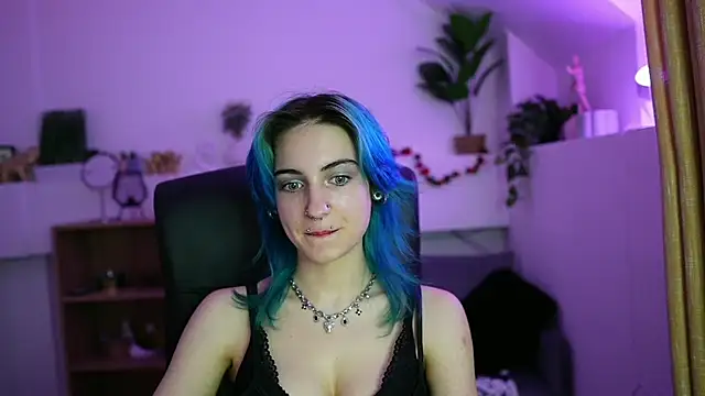 stacy  x3 online show from 04.25.26