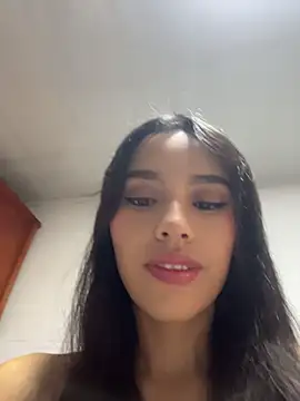 Mia-villalobos online show from 05.02.26