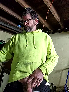 Snapshot of ultimateBWC chatting on 04.07.26 ultimateBWC online show from 04.07.26