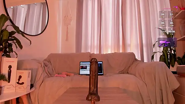 TaylerWhitelll online show from 03.14.26