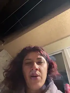 Snapshot of MommySexxy23 chatting on 04.04.26 MommySexxy23 online show from 04.04.26