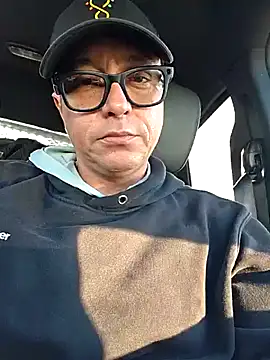 DoggiiDick online show from 03.10.26