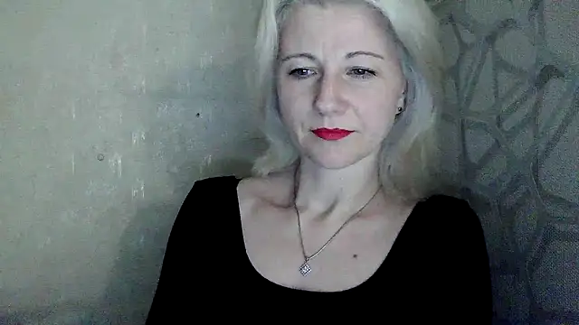 Katerina-Kissa online show from 04.07.26