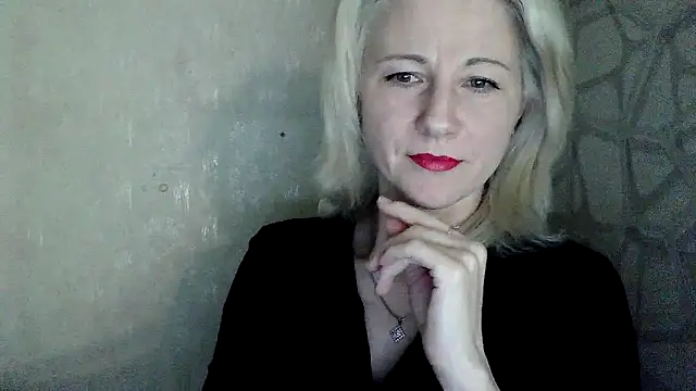 Katerina-Kissa online show from 04.10.26