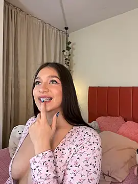 Caandace online show from 07.24.26