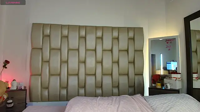 ZoeBarlove online show from 03.14.26