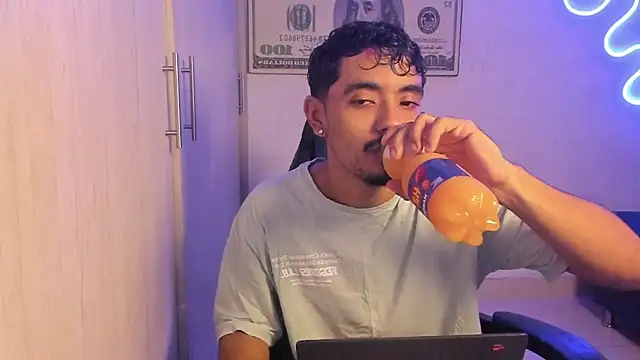 jossi12345j online show from 04.30.26