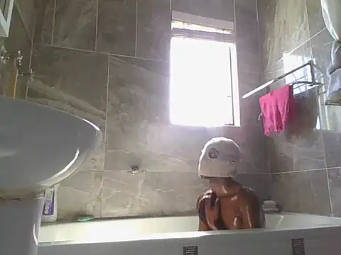 Snapshot of BumbleBee84 chatting on 03.07.26 BumbleBee84 online show from 03.07.26