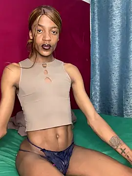 Snapshot of Kinky-Nicky04 chatting on 07.15.26 Kinky-Nicky04 online show from 07.15.26
