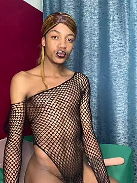 Snapshot of Kinky-Nicky04 chatting on 07.26.26 Kinky-Nicky04 online show from 07.26.26